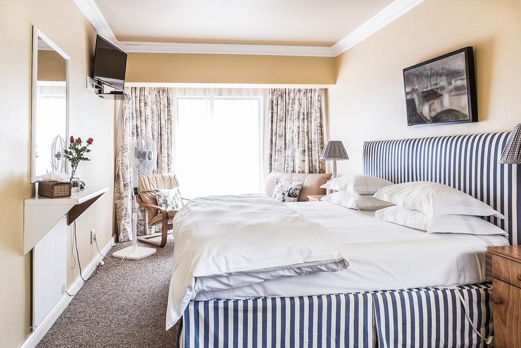 Highview Lodge Моссел-Бей Екстер'єр фото